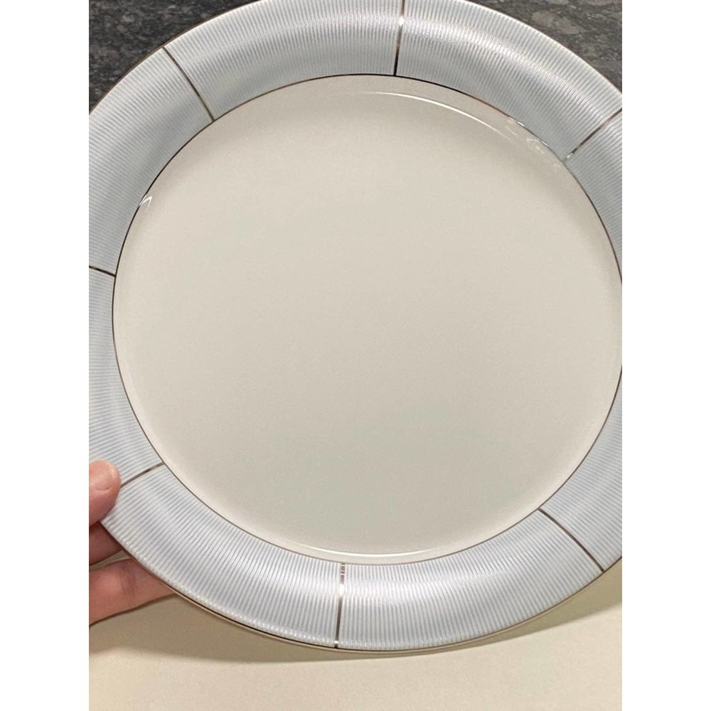 Silk Moire Ice Dinner Plate LAUREN‎ RALPH LAUREN